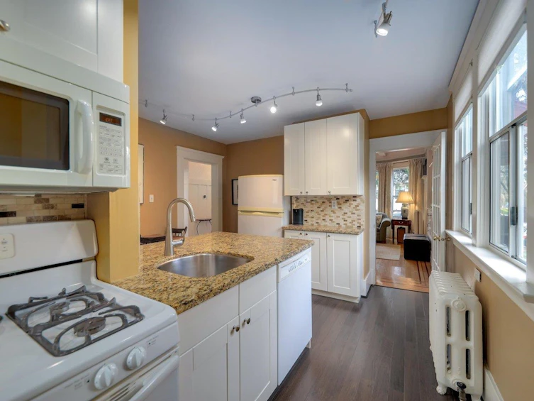 3480 Yukon Street, Vancouver, BC, V5Y 3S2 - 8