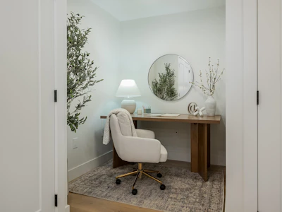 310-46185 Thomas Road - 3