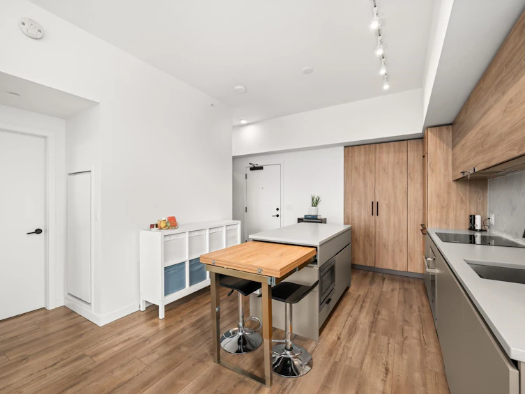 2802-13428 105 Avenue, Surrey, BC, V3T 0S6 - 9