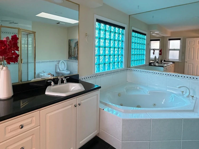 8777 Wheeler Road, Richmond, BC, V6Y 2M4 - 14
