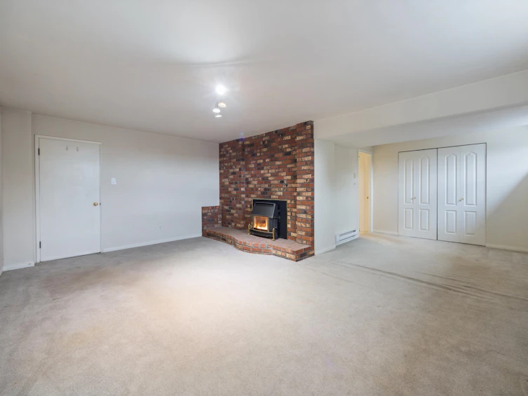 8608 Buller Avenue, Burnaby, BC, V5J 4V3 - 24