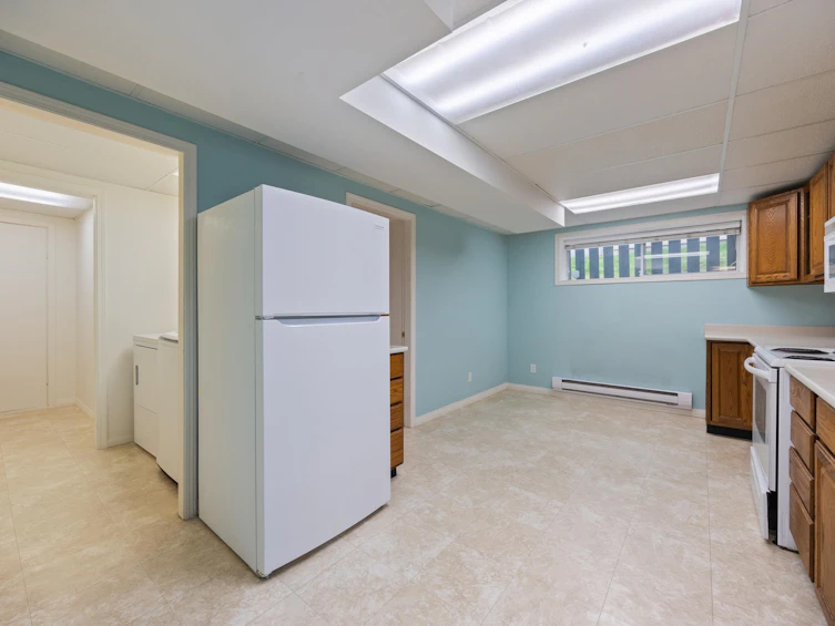 8608 Buller Avenue, Burnaby, BC, V5J 4V3 - 30
