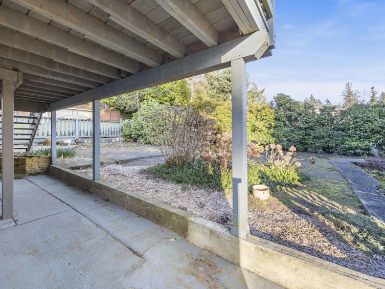 8608 Buller Avenue, Burnaby, BC, V5J 4V3 - 39
