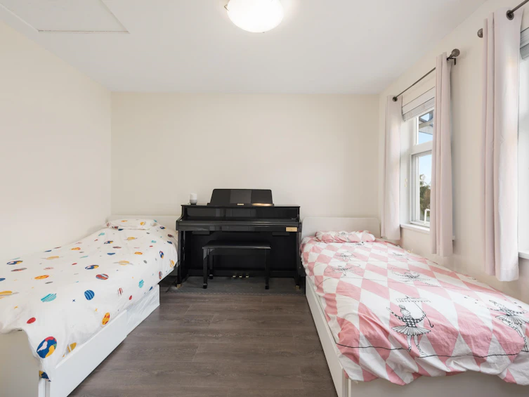319 W 59th Avenue, Vancouver, BC, V5X 1X3 - 18