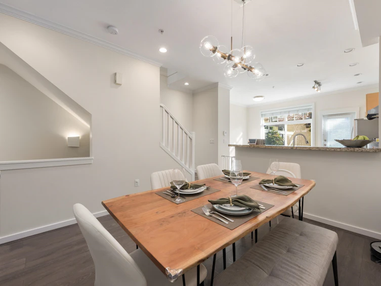 319 W 59th Avenue, Vancouver, BC, V5X 1X3 - 12