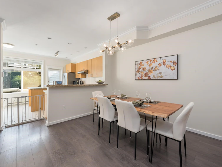 319 W 59th Avenue, Vancouver, BC, V5X 1X3 - 11
