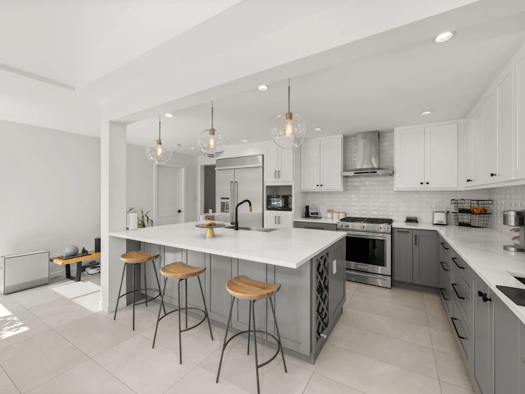 2566 Mcbain Avenue, Vancouver, BC, V6L 2C6 - 7
