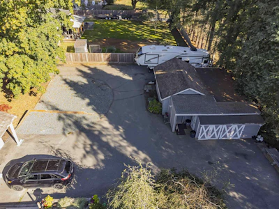 24846 56 Avenue - 4