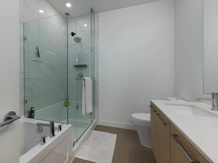 17-602 Lile Drive, North Vancouver, BC, V7G 0B3 - 16