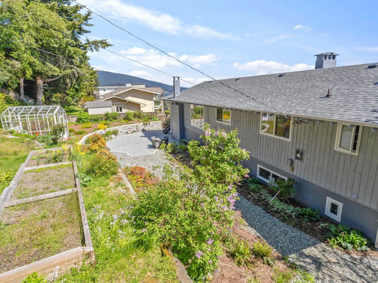 1111 Gilston Road, West Vancouver, BC, V7S 2E7 - 29