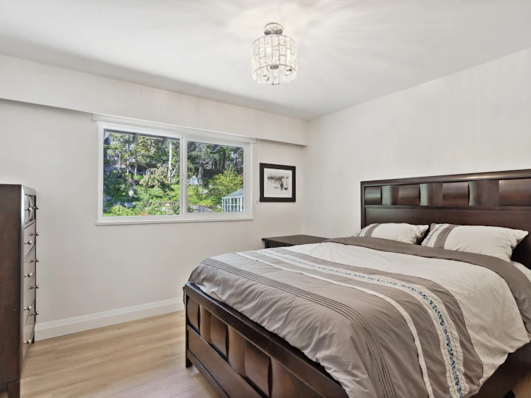1111 Gilston Road, West Vancouver, BC, V7S 2E7 - 9