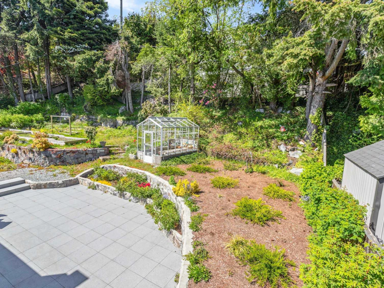 1111 Gilston Road, West Vancouver, BC, V7S 2E7 - 27