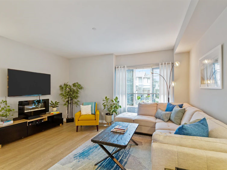 202-19451 Sutton Avenue, Pitt Meadows, BC, V3Y 0G6 - 3