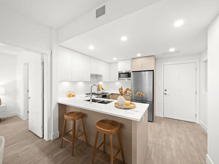 419-4788 Hastings Street, Burnaby, BC, V5C 0P4 - 9