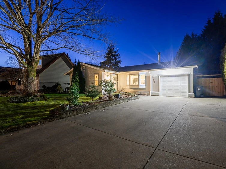 27153 27b Avenue, Langley, BC, V4W 3C2 - 2