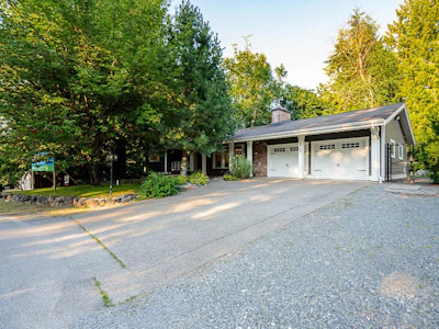 2942 Palm Crescent - 2