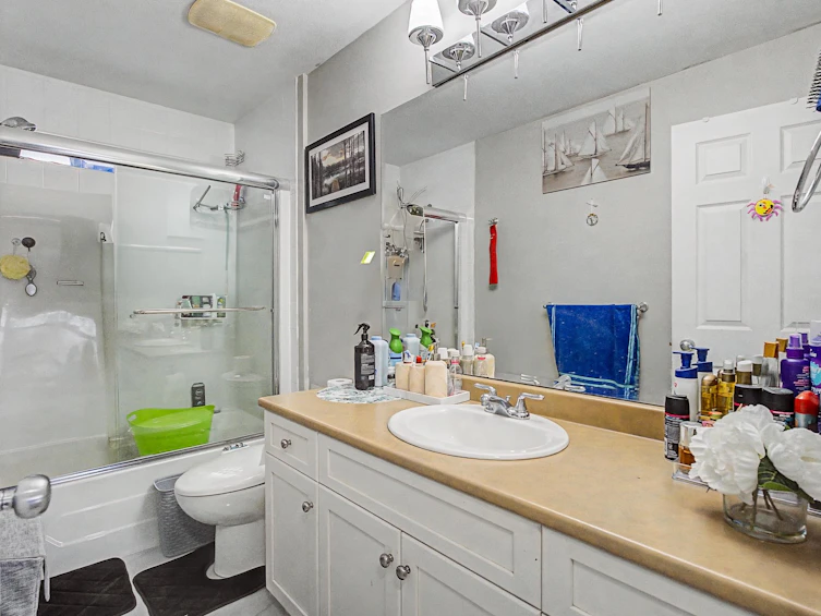 35186 Laburnum Avenue, Abbotsford, BC, V2S 8K4 - 16