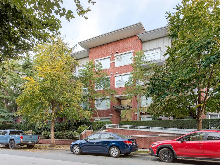 209-2488 Kelly Avenue, Port Coquitlam, BC, V3C 1Y4 - 2
