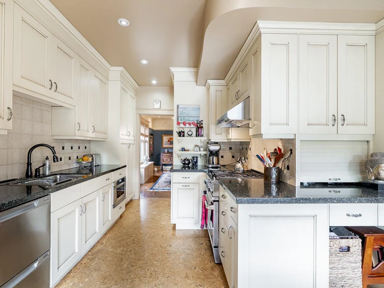 1986 W 36th Avenue, Vancouver, BC, V6M 1K8 - 8