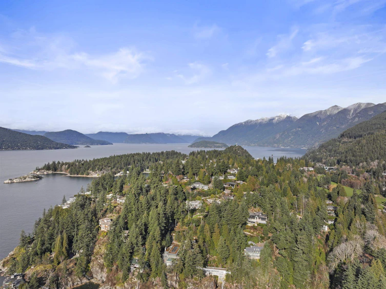 6215 Overstone Drive, West Vancouver, BC, V7W 1X7 - 40