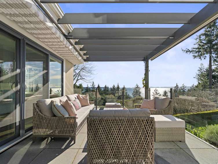 6215 Overstone Drive, West Vancouver, BC, V7W 1X7 - 4
