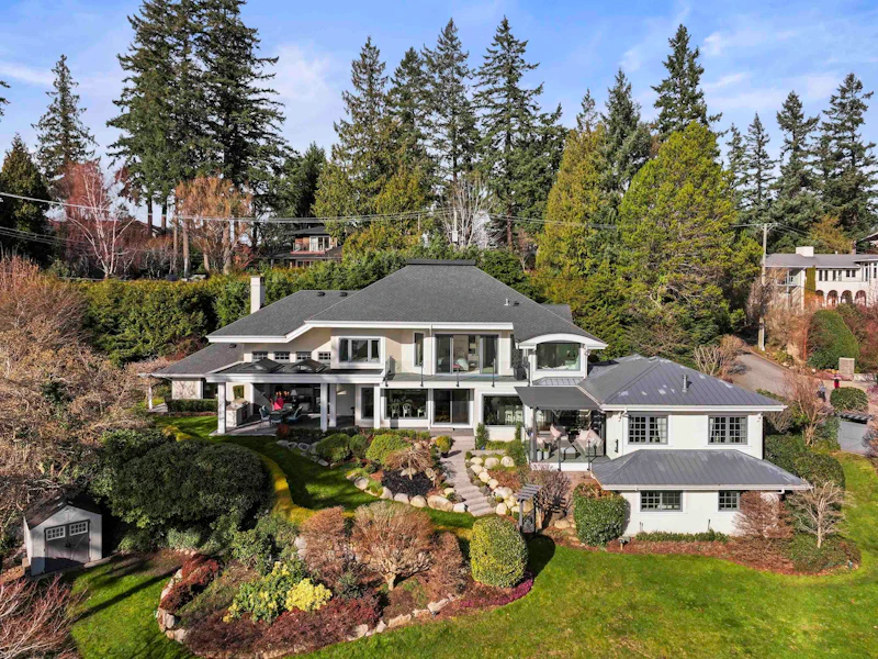 6215 Overstone Drive, West Vancouver BC V7W 1X7
