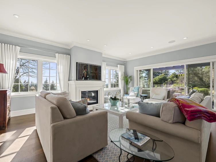 6215 Overstone Drive, West Vancouver, BC, V7W 1X7 - 10
