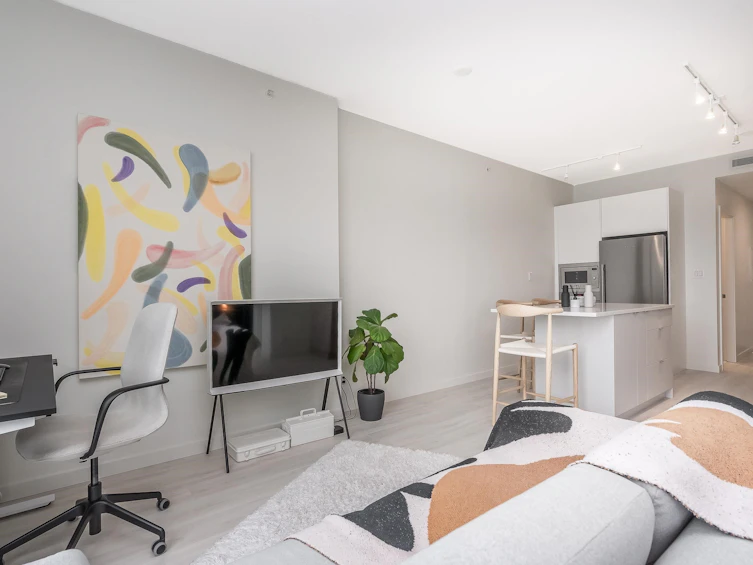 1303-691 North Road, Burnaby, BC, V3J 0H9 - 8