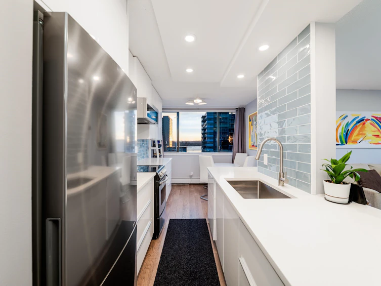 1501-1740 Comox Street, Vancouver, BC, V6G 2Z1 - 12