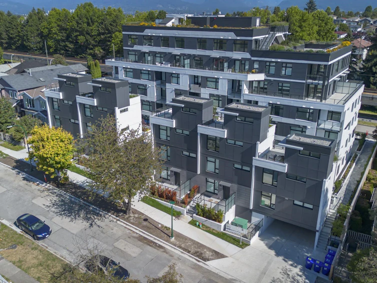 206-3264 Vanness Avenue, Vancouver, BC, V5R 0L5 - 21