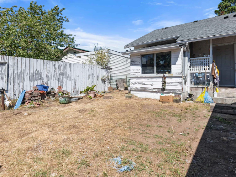 586 6th Avenue, Hope, BC, V0X 1L0 - 29