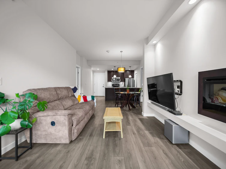 404-2238 Whatcom Road, Abbotsford, BC, V3G 0E6 - 18