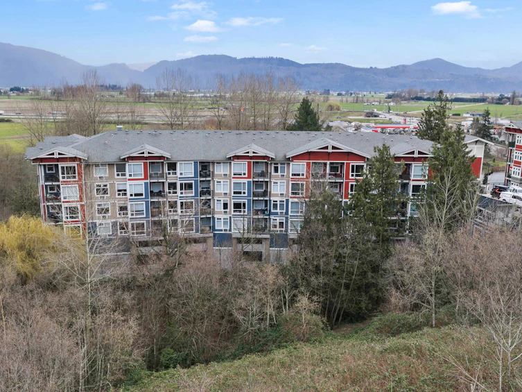 404-2238 Whatcom Road, Abbotsford, BC, V3G 0E6 - 9