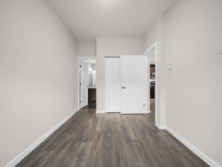 404-2238 Whatcom Road, Abbotsford, BC, V3G 0E6 - 30