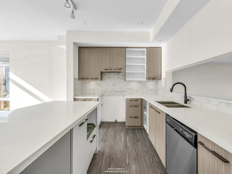 13-14057 60a Avenue, Surrey, BC, V3X 0J2 - 16