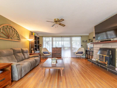 13221 112b Avenue - 5