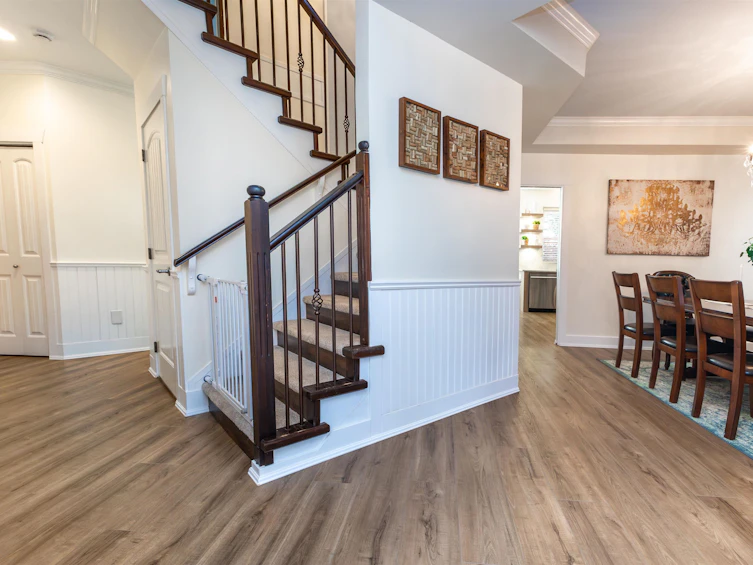 7301 196a Street, Langley, BC, V2Y 3C5 - 5