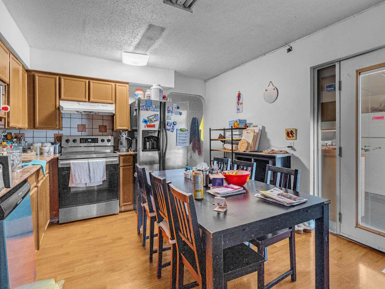 12420 96 Avenue, Surrey, BC, V3V 1X1 - 3