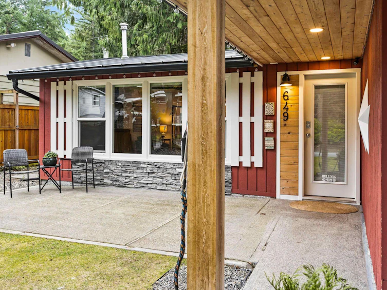 649 Mountain View Road, Cultus Lake, BC, V2R 4Z6 - 10