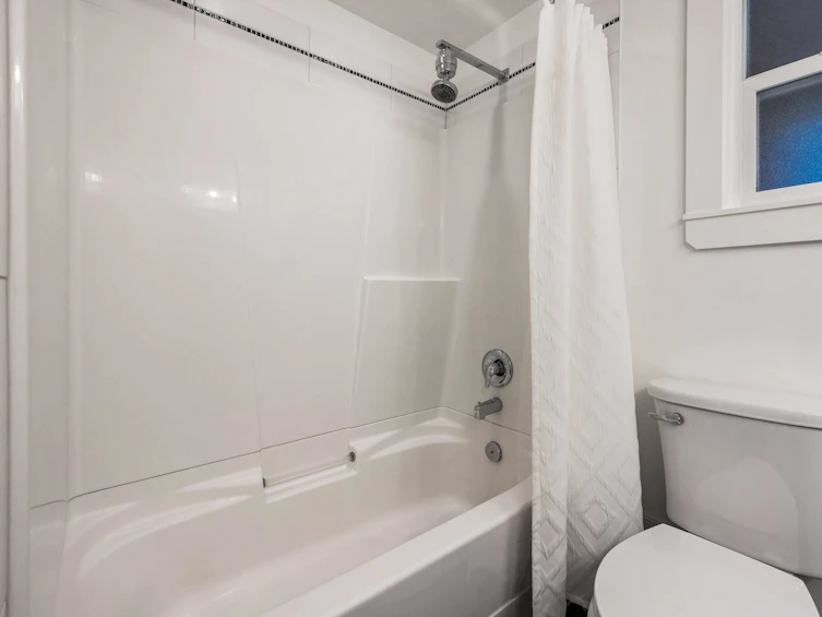 649 Mountain View Road, Cultus Lake, BC, V2R 4Z6 - 27
