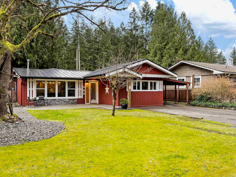 649 Mountain View Road, Cultus Lake, BC, V2R 4Z6 - 4