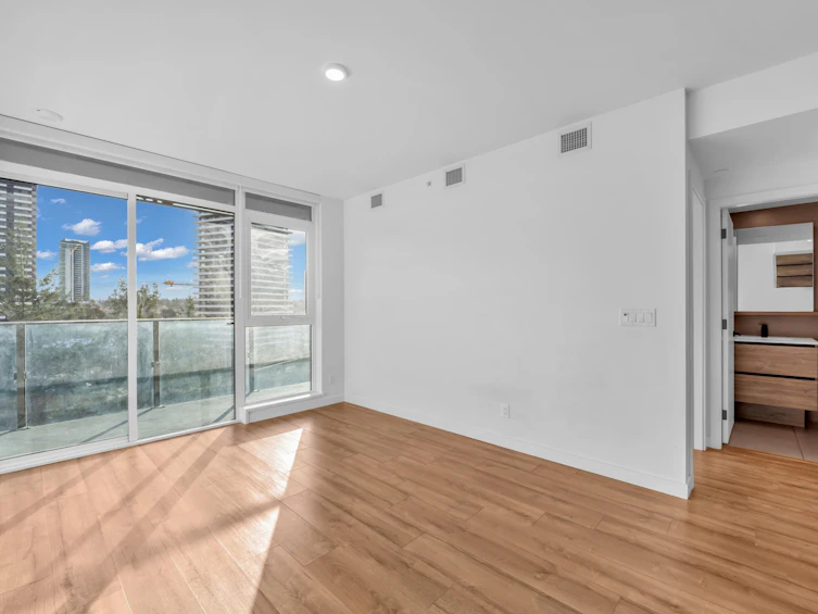 907-13428 105 Avenue, Surrey, BC, V3T 0S6 - 6