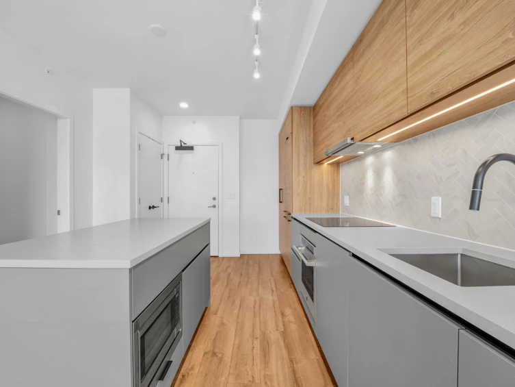 907-13428 105 Avenue, Surrey, BC, V3T 0S6 - 12