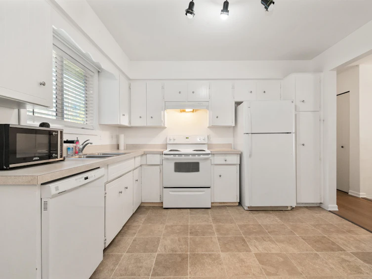 20143 Silverview Road, Hope, BC, V0X 1L2 - 16