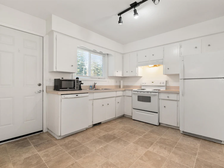 20143 Silverview Road, Hope, BC, V0X 1L2 - 17