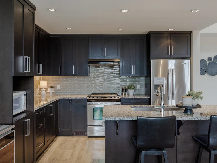 102-3458 Burke Village Promenade, Coquitlam, BC, V3E 0J1 - 6