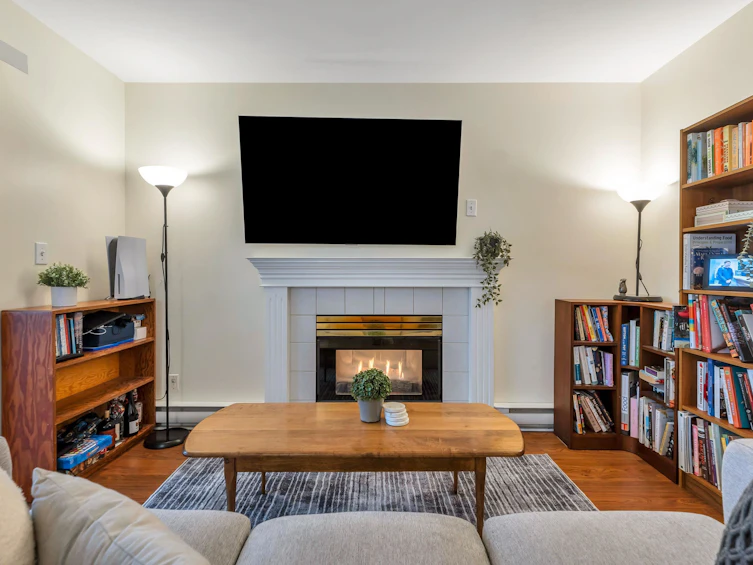 406-2133 Dundas Street, Vancouver, BC, V5L 1J7 - 6