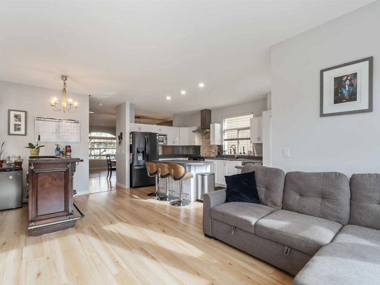 18476 66a Avenue, Surrey, BC, V3S 9B1 - 17