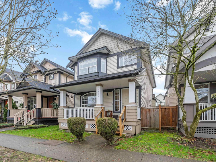 18476 66a Avenue, Surrey, BC, V3S 9B1