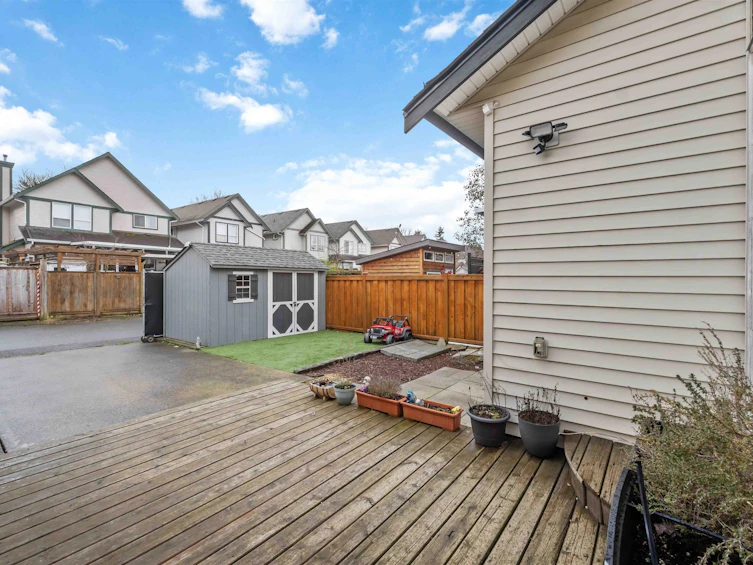 18476 66a Avenue, Surrey, BC, V3S 9B1 - 35